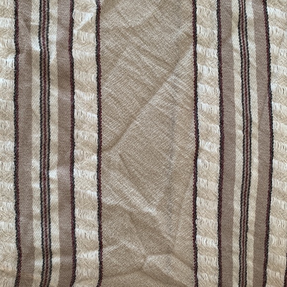 🌟 HOST PICK 🌟 Artizia Blanket Scarf - Picture 4 of 4